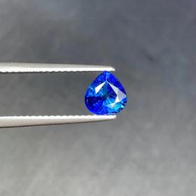 1.02ct 蓝宝石裸石