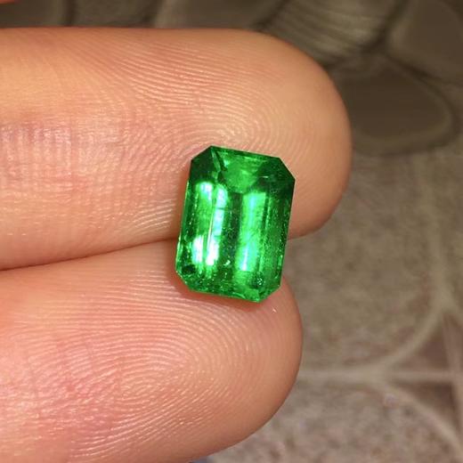 1.7ct 祖母绿裸石 商品图4