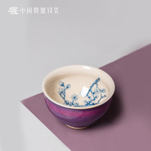 问鼎钧瓷鹅黄青花闲意杯（梅花鹤语） 商品图0