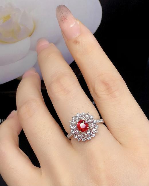 0.96ct 4.13g 尖晶石戒指 商品图4