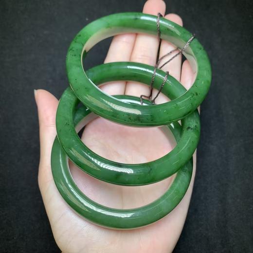 玉美人菲菲/和田玉手镯-多样性发一 商品图0