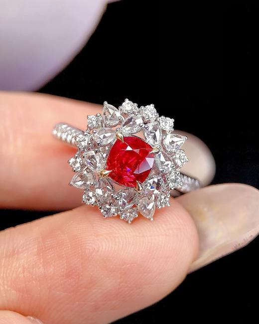 0.96ct 4.13g 尖晶石戒指 商品图2