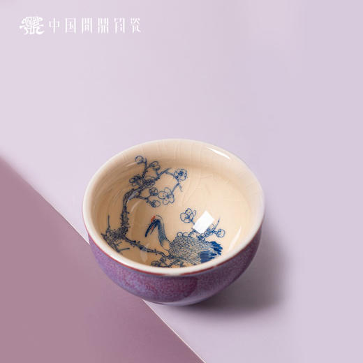 问鼎钧瓷鹅黄青花闲意杯（梅花舞鹤） 商品图0