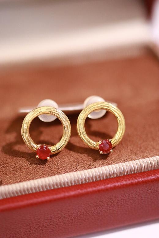 0.38ct 红宝石耳钉 商品图4