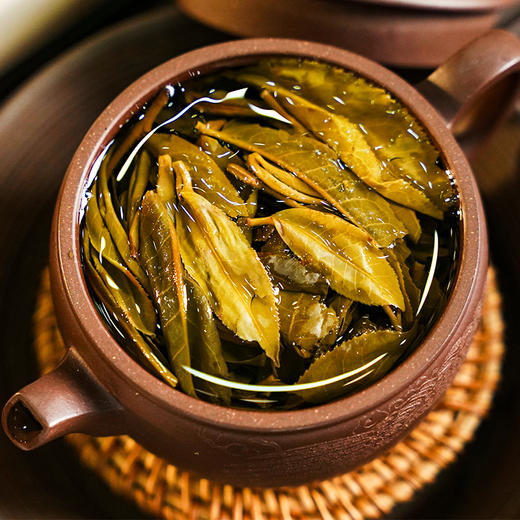 【积分兑换】【岁月】2016年易武茶区麻黑普洱茶生茶古树茶饼150g 单饼卡盒装 商品图8