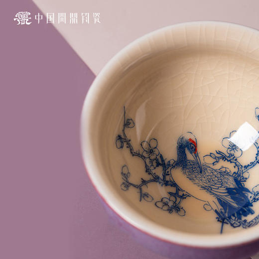 问鼎钧瓷鹅黄青花闲意杯（白梅瑞鹤） 商品图2