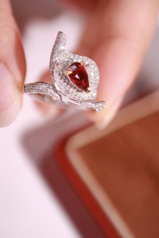 1.08ct 红宝石戒指 商品图4