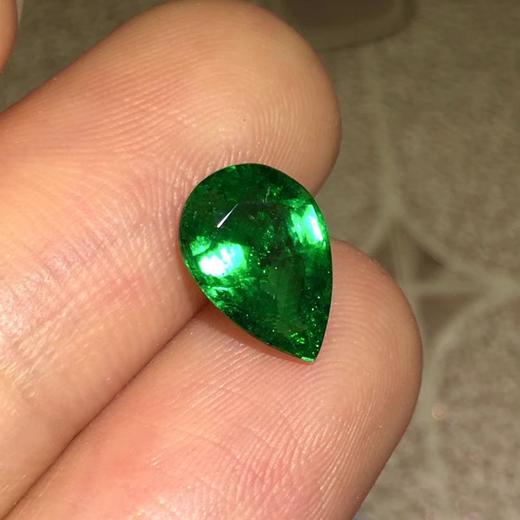 1.9ct 祖母绿裸石 商品图2