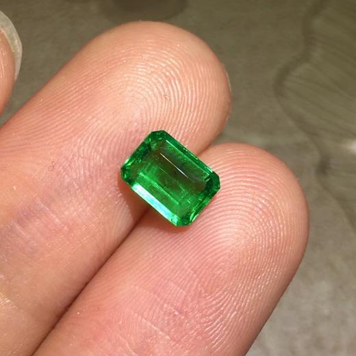 0.88ct 祖母绿裸石 商品图2