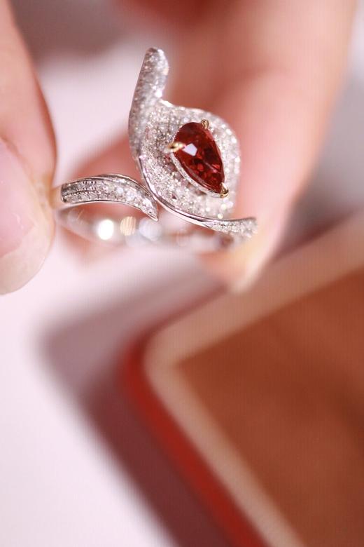 1.08ct 红宝石戒指 商品图5