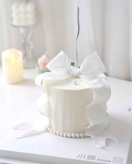 丝带蝴蝶结蛋糕 商品图0