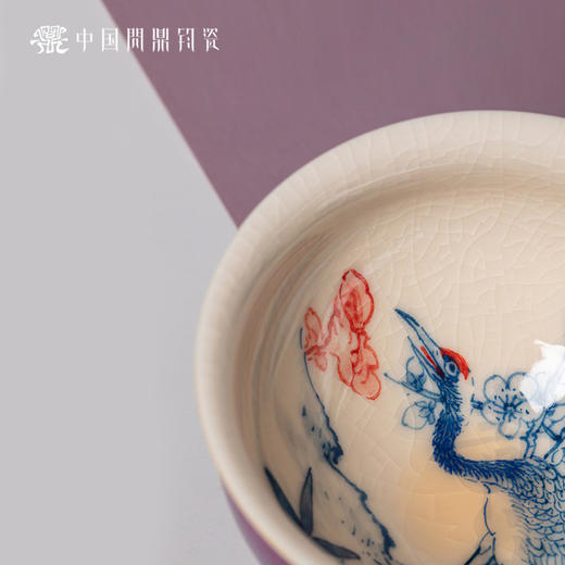 问鼎钧瓷鹅黄青花闲意杯（梅花鹤语） 商品图3