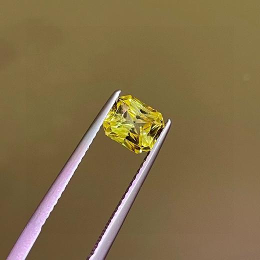 1.7ct 金绿宝裸石 商品图1