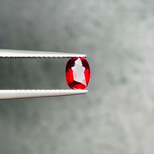 0.77ct 红宝石裸石 商品图0