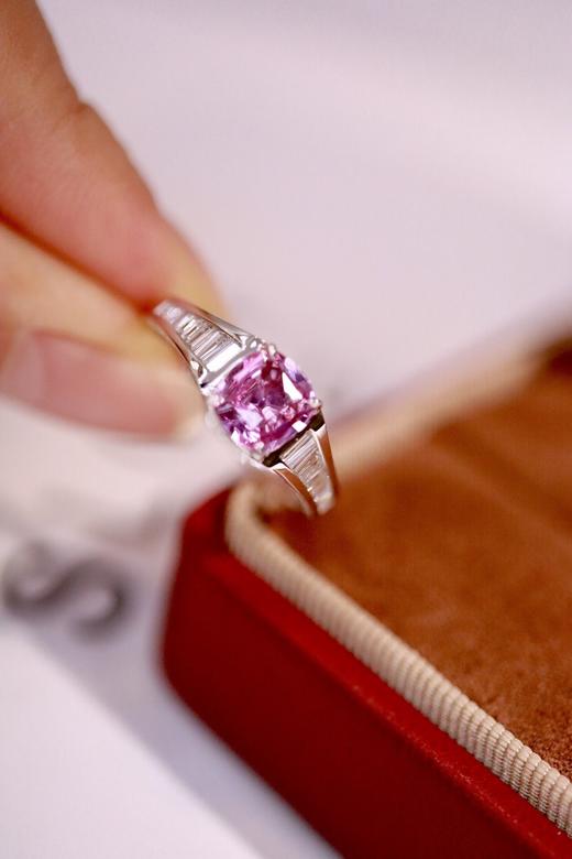 1.25ct 蓝宝石戒指 商品图5