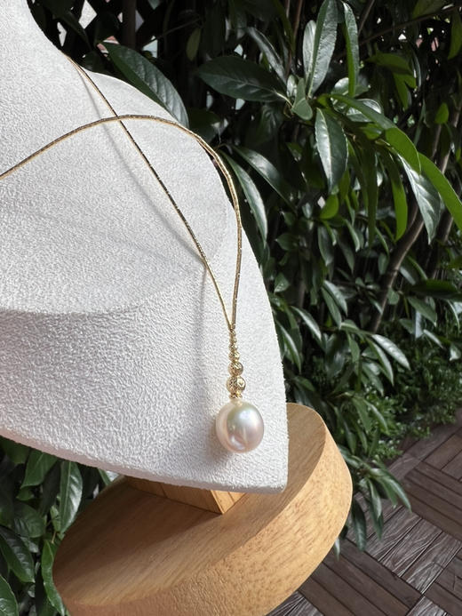 711-2 高端定制 18K真金 日本工艺深V素链 水滴型12/13干枯澳白珍珠 商品图9