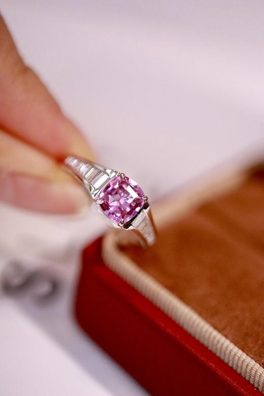 1.25ct 蓝宝石戒指 商品图6