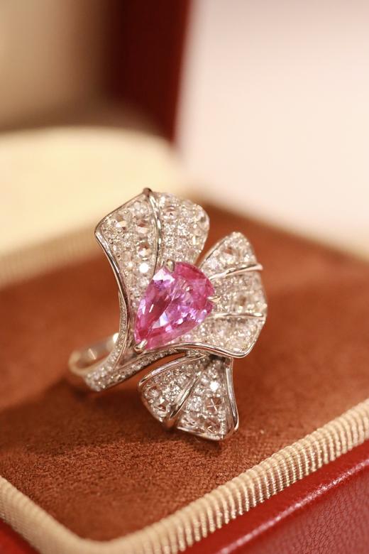 1.07ct 蓝宝石戒指 商品图0