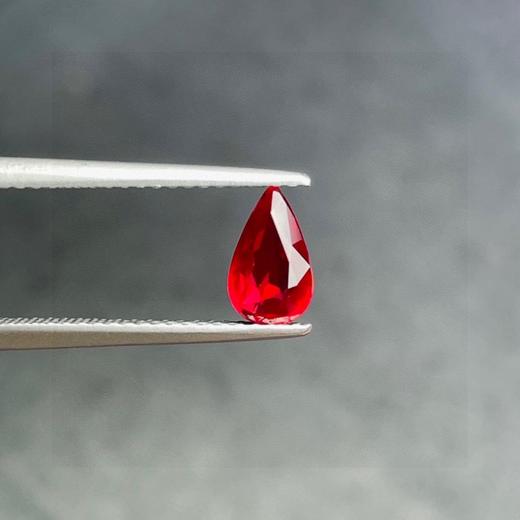 0.8ct 红宝石裸石 商品图1