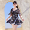 大码泳衣女中老年妈妈款 时尚连体碎花裙 保守泳衣显瘦加肥平角度假泳装 商品缩略图0