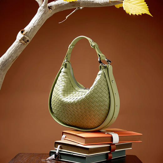 小众牛皮编织手提包，时尚腋下包女式单肩斜挎包月牙包QSL-2680 商品图3