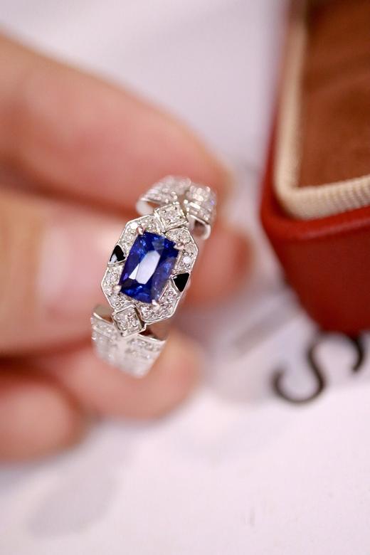 1.06ct 蓝宝石戒指 商品图7