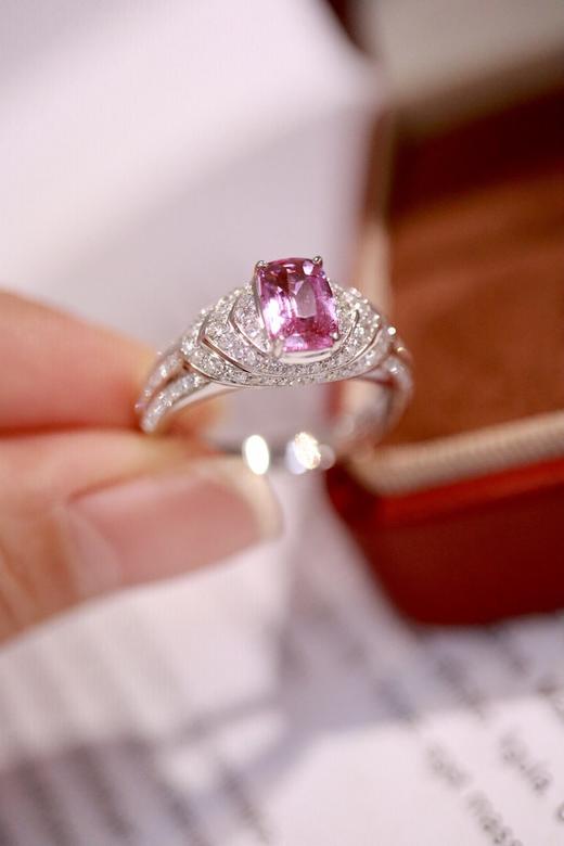 1.1ct 蓝宝石戒指 商品图0