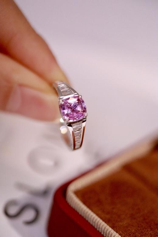 1.25ct 蓝宝石戒指 商品图0