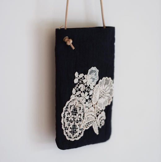 Rei 黑色蕾丝斜挎单肩包 商品图1