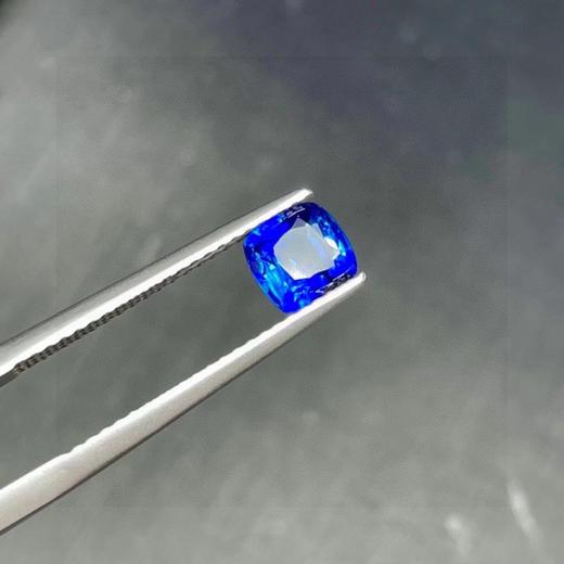 0.89ct 蓝宝石裸石 商品图0