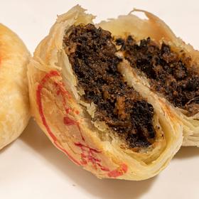 梅菜扣肉月饼