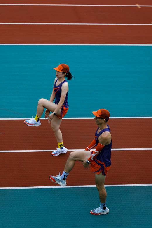 严素跑步火箭4件套装大四喜 全顶帽+跑步背心+短裤+臂套 优惠套装 严素态度 商品图1