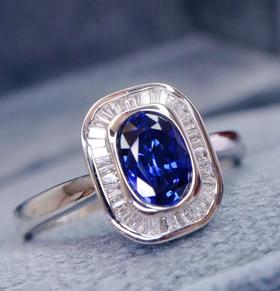 1.1ct 蓝宝石戒指