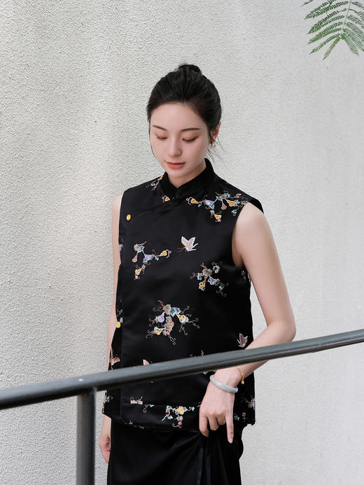 盛唐牡丹 |黑色如意葫芦纹真丝双面穿马甲 商品图2