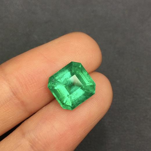 3.52ct 祖母绿裸石 商品图5