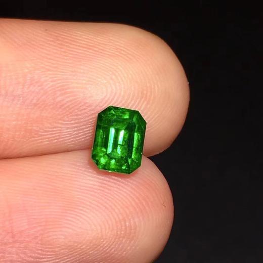 0.87ct 祖母绿裸石 商品图5
