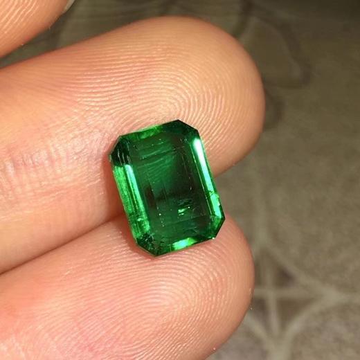 2.2ct 祖母绿裸石 商品图4