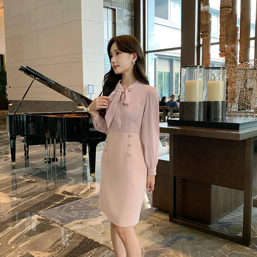 奢姿2026年秋季新款大码女装法式裙子胖妹妹绑带蝴蝶结减龄连衣裙9943853506 商品图0