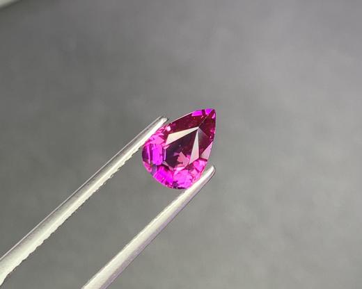 1.22ct 粉蓝宝裸石 商品图2