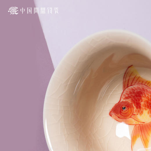 问鼎钧瓷鹅黄青花三才盖碗（如鱼得水）（缺货） 商品图4