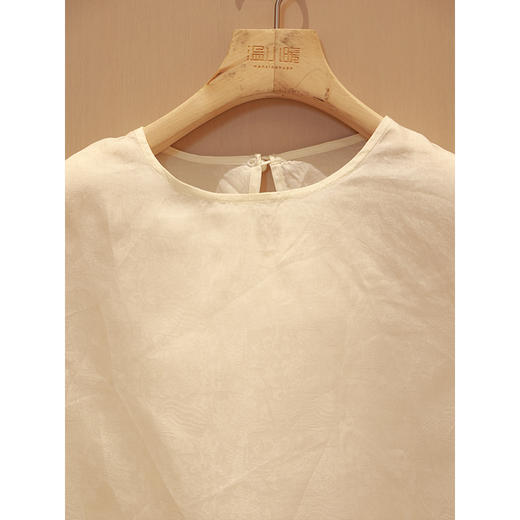 【抖音专属】套头衫（23708295山矾） 商品图2