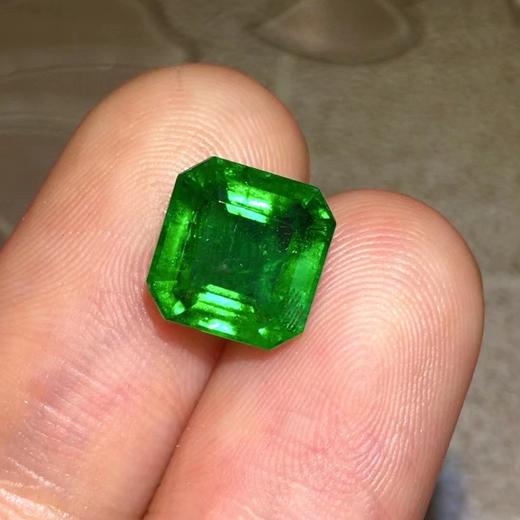 2.94ct 祖母绿裸石 商品图2