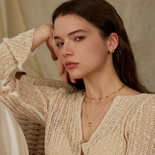 ARSIS银饰｜印记系列 金色款字母吊坠项链 商品图6