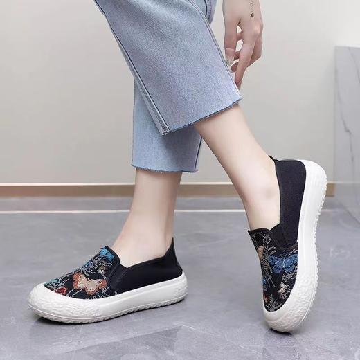 「买1送1！39.9到手两双」2024春夏季新款女鞋 圆头一脚蹬帆布鞋女软底学生懒人鞋单鞋渔夫鞋 商品图1