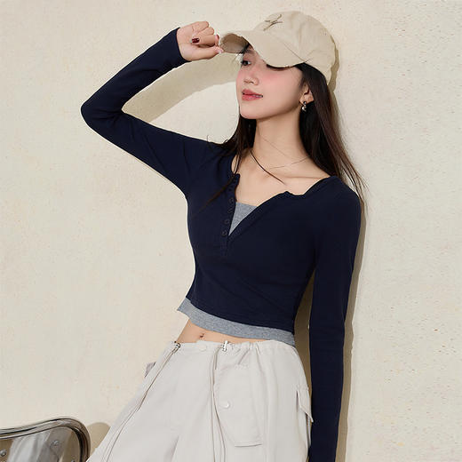 设计感撞色假两件排扣长袖T恤女V领修身短款上衣V0042485 商品图2