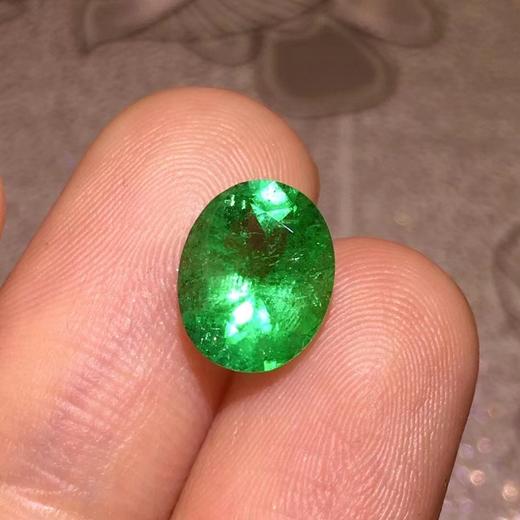 2.36ct 祖母绿裸石 商品图2