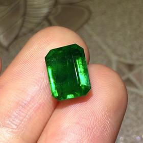 3.66ct 祖母绿裸石