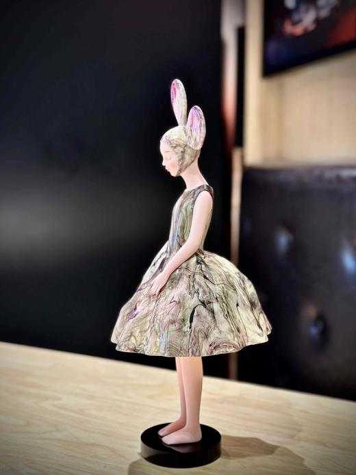 帅鹰《流光岁影》然女孩 商品图0