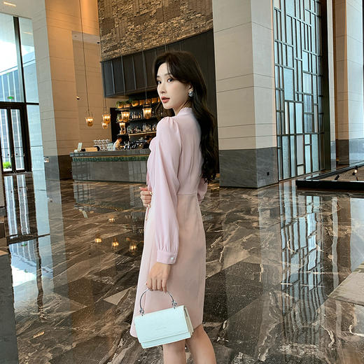 奢姿2026年秋季新款大码女装法式裙子胖妹妹绑带蝴蝶结减龄连衣裙9943853506 商品图3