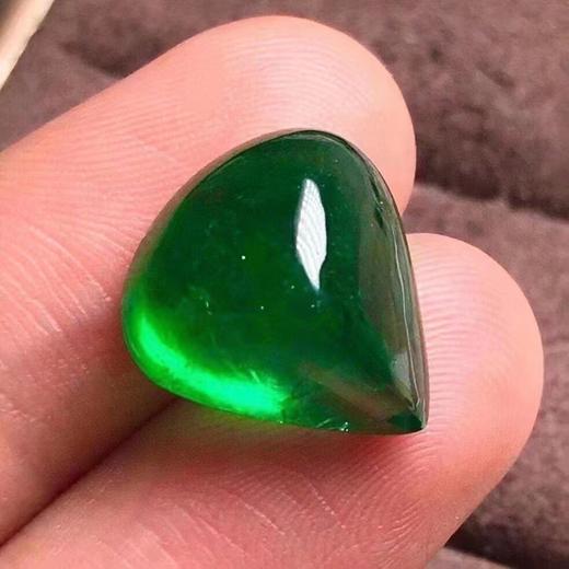 10.08ct 祖母绿裸石 商品图3